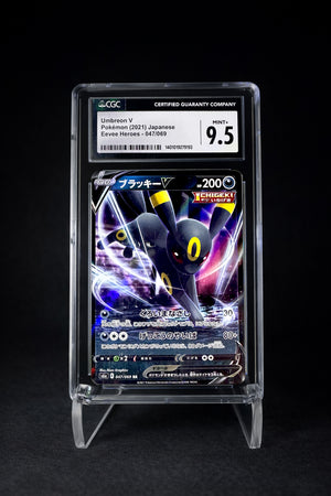 Umbreon V (2021) Eevee Heroes - CGC 9.5